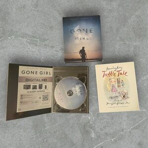 Gone Girl blu-ray + Amazing Amy book